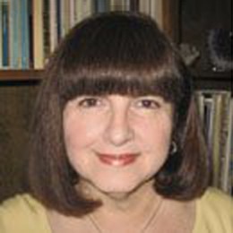 Photo of Perla Rozencvaig